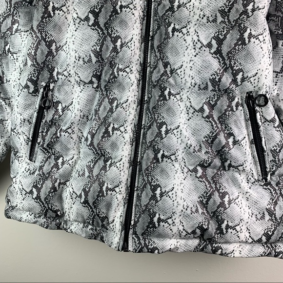 NOIZE Jozy Snake Print Vegan Faux Leather Puffer Jacket 1X NWT - Picture 6 of 14